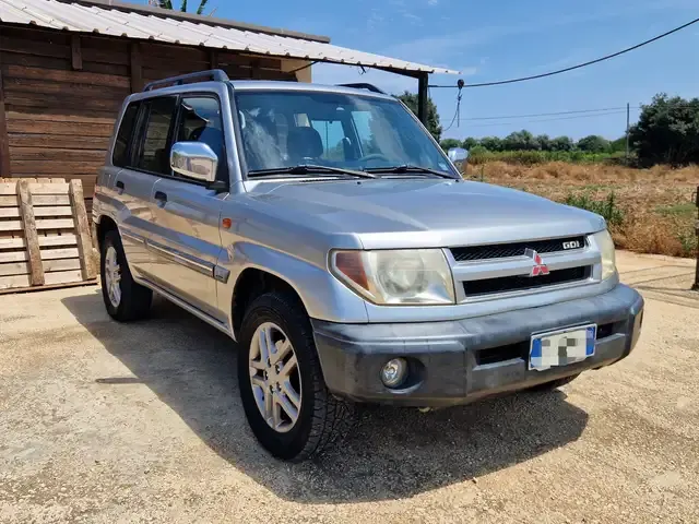 Mitsubishi Pajero Pinin