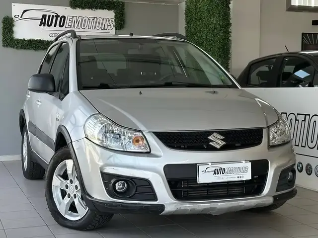Suzuki SX4