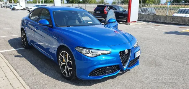 Alfa Romeo Giulia (2016)