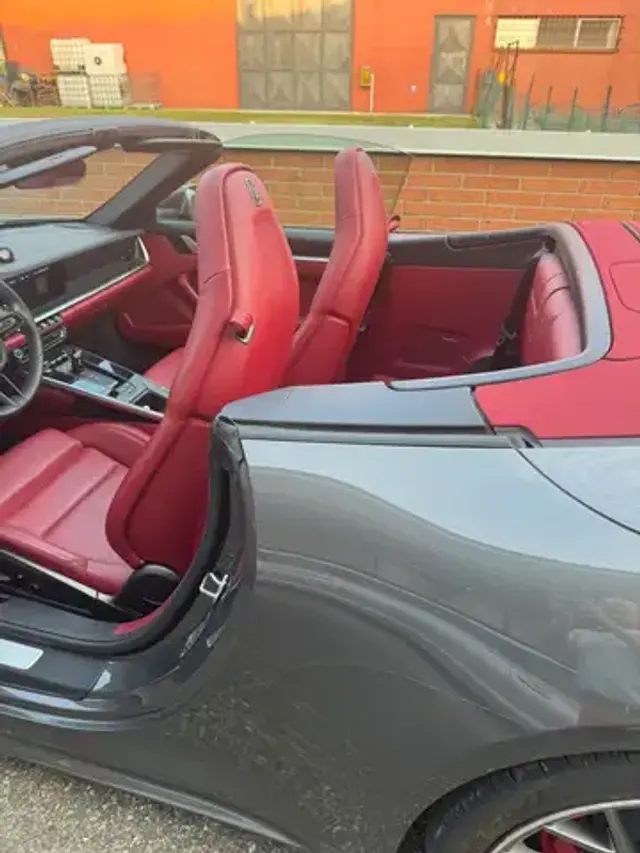 Porsche 992