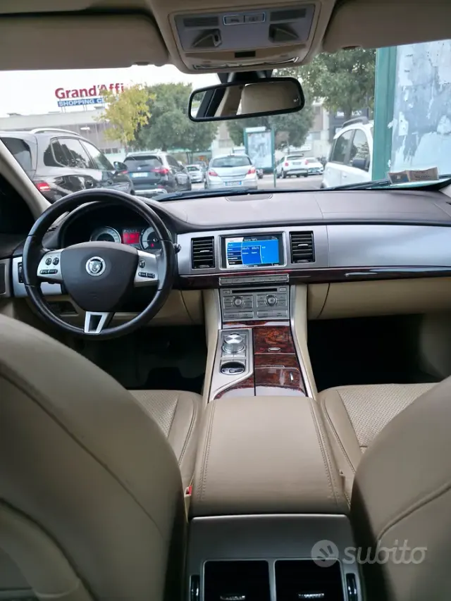 Jaguar XF 1ª serie (X250)