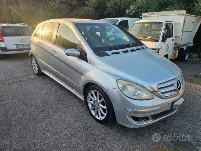 Mercedes-Benz Classe B (T245)