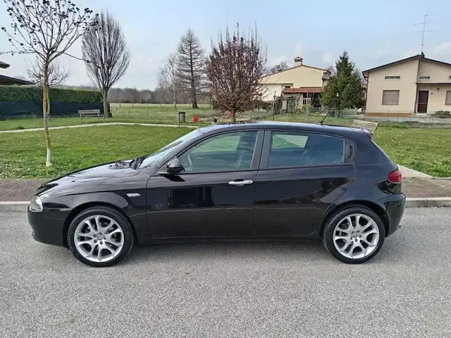 Alfa Romeo 147