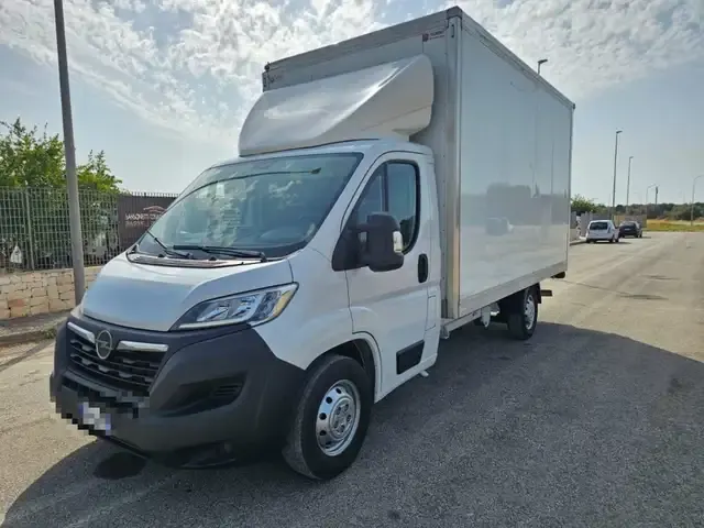 Opel Movano