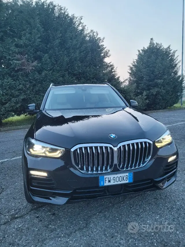 BMW X5 (G05/F95)