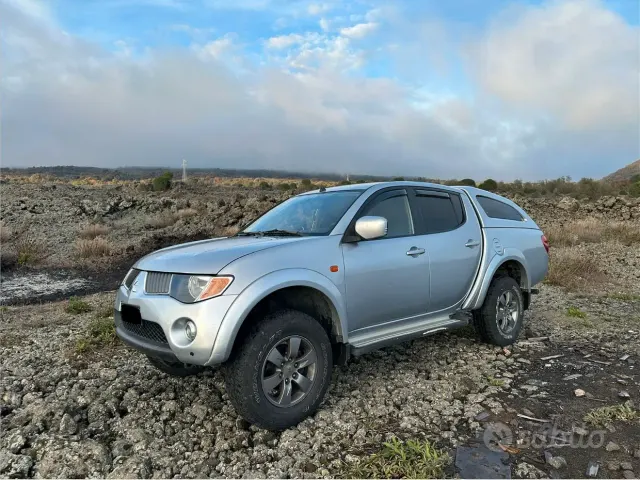 Mitsubishi L200 (2006-2015)