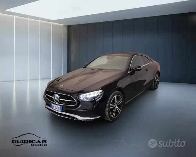 Mercedes-Benz Classe E Cpé (C238)