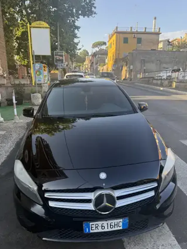 Mercedes-Benz A 180