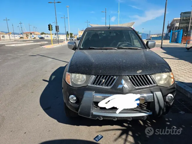 Mitsubishi L200 (2006-2015)