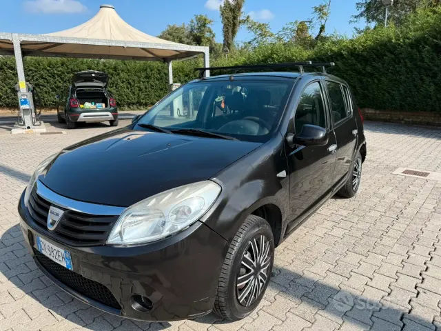 Dacia Sandero 1ª serie