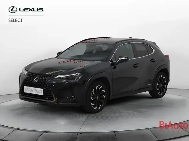 Lexus UX 250h