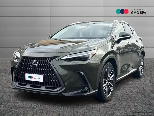Lexus NX 450h+