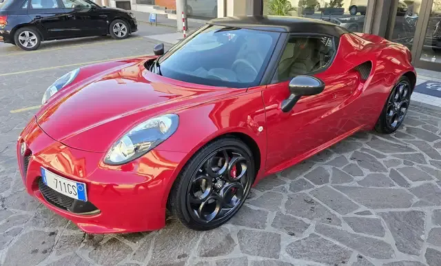 Alfa Romeo 4C