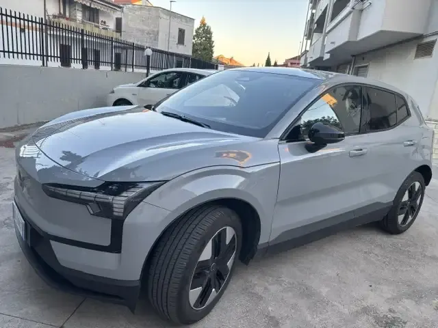 Volvo EX30