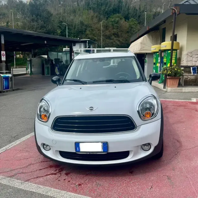 MINI One D Countryman