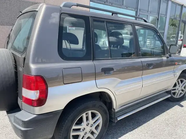 Mitsubishi Pajero Pinin
