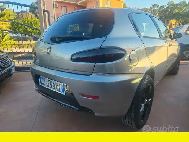 Alfa Romeo 147