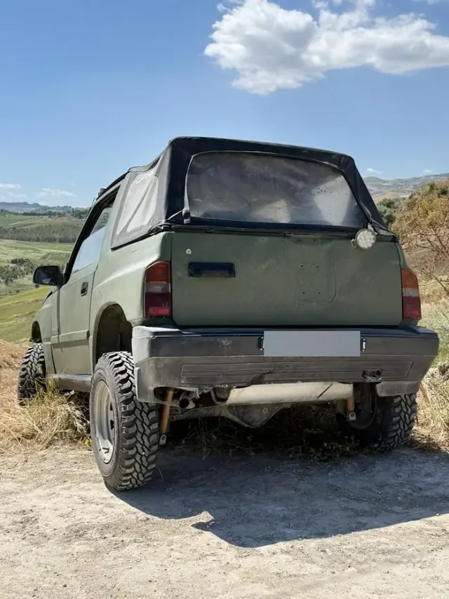 Suzuki Vitara/Sidekick