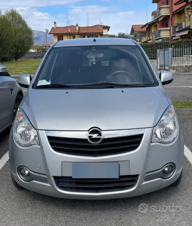 Opel Agila 2ª serie
