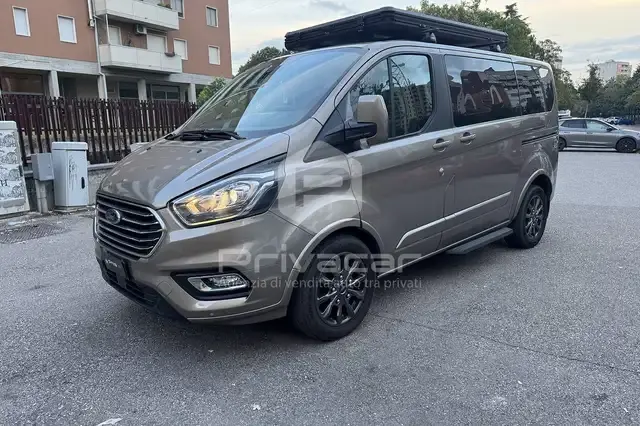 Ford Tourneo Custom