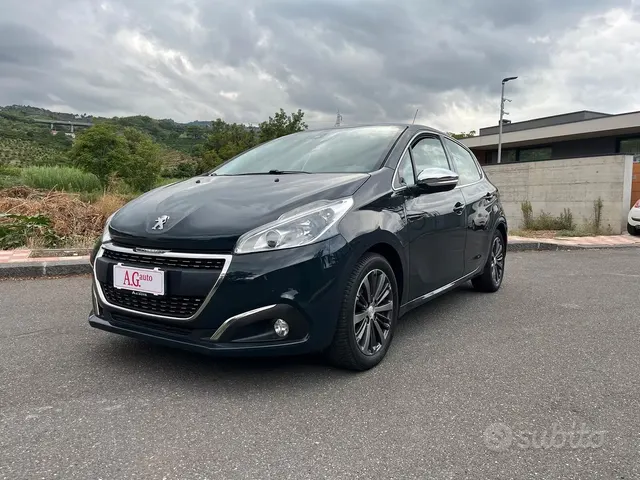 Peugeot 208 1° serie