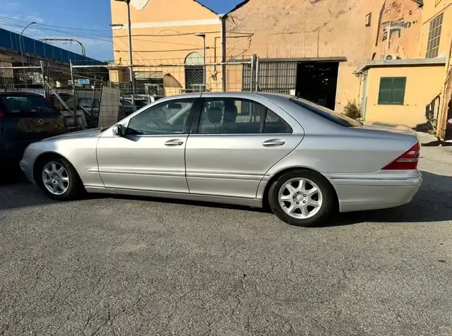 Mercedes-Benz S 500