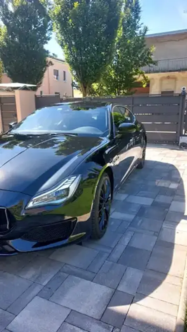 Maserati Quattroporte