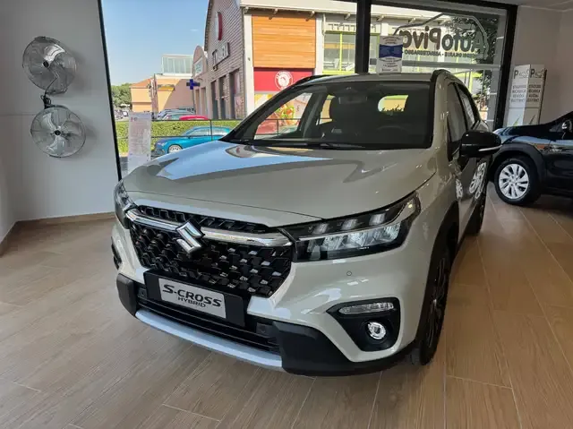 Suzuki S-Cross