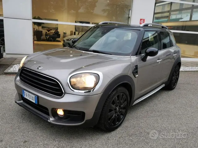 MINI Mini Countrym.(F60)