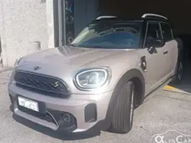 MINI Cooper SE Countryman