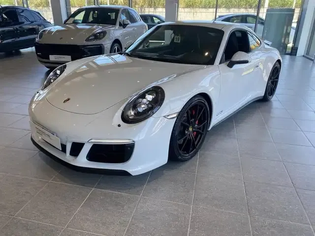 Porsche 991