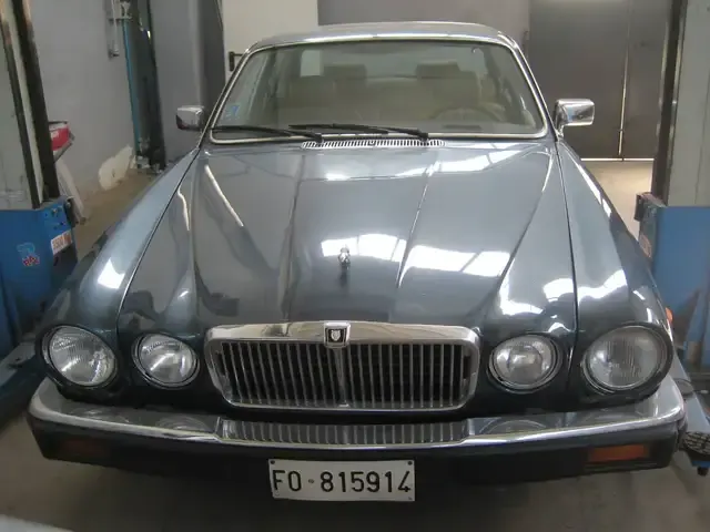 Jaguar Sovereign