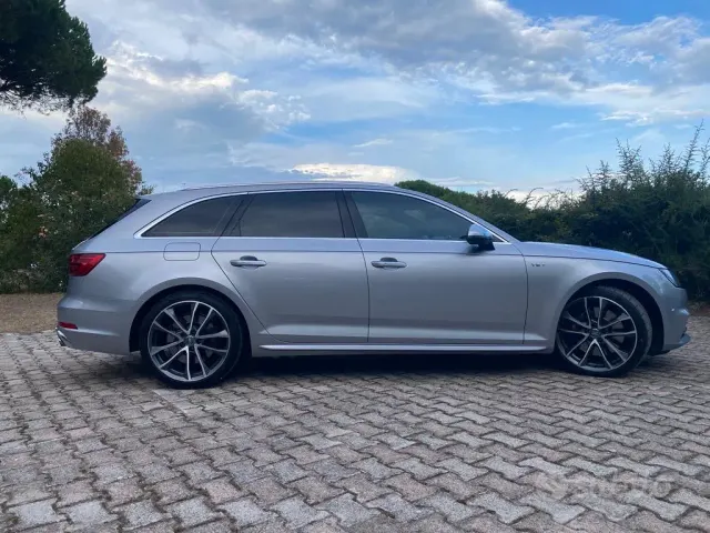 Audi A4 5ª serie