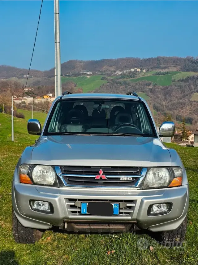 Mitsubishi Pajero (2000-2007)