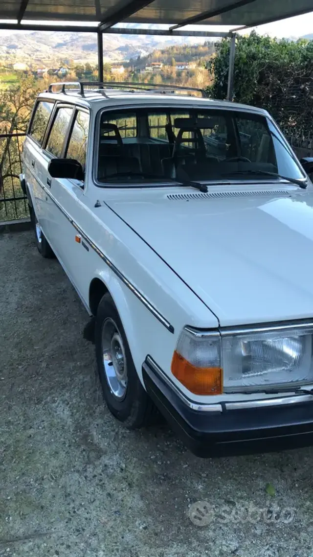 Volvo 240