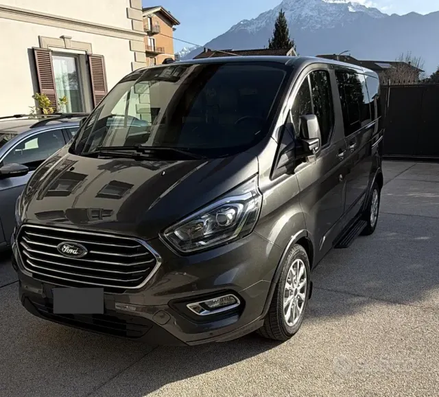 Ford Tourneo Custom 1ª s