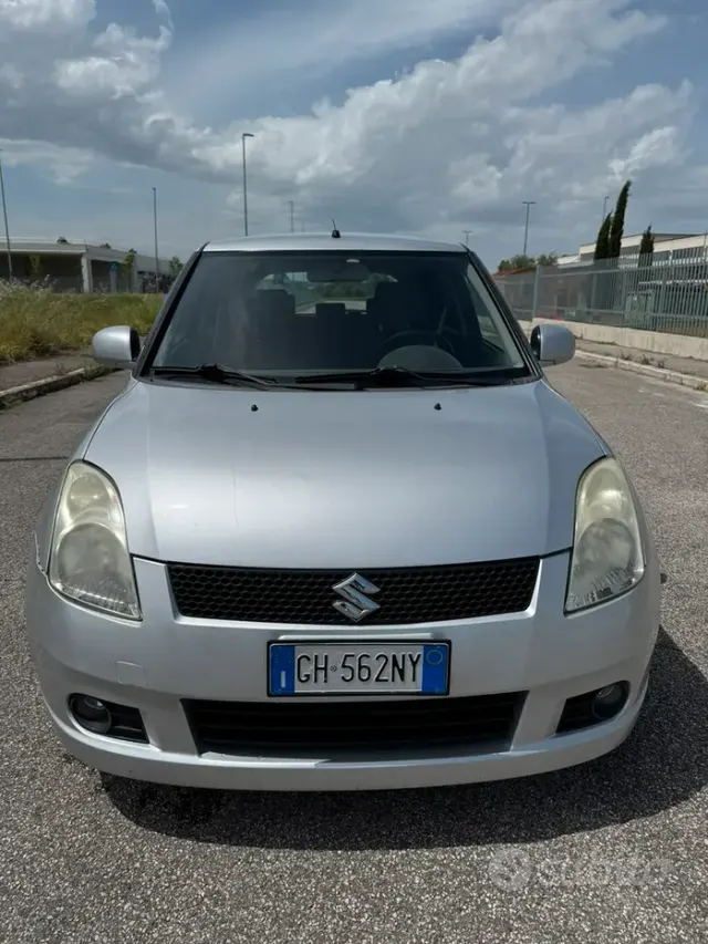Suzuki Swift (2005-2010)