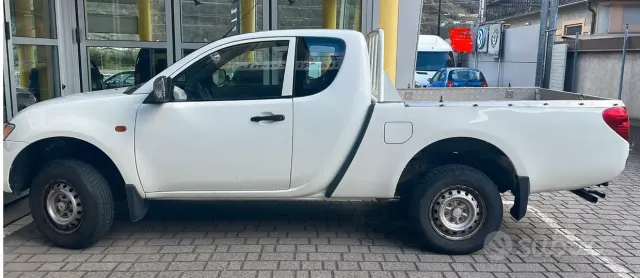 Mitsubishi L200 (2006-2015)