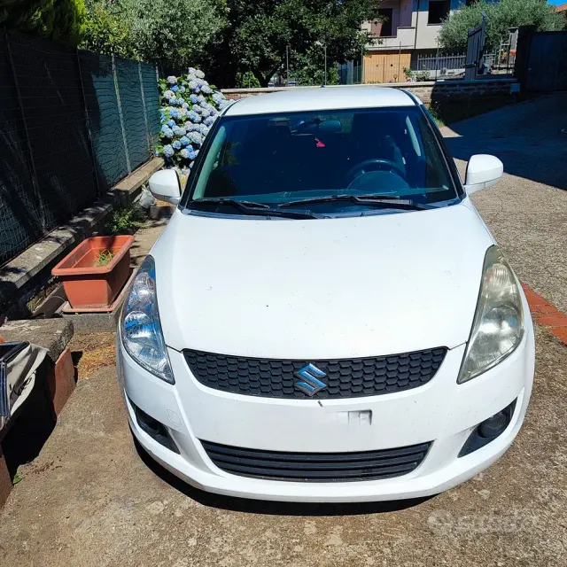 Suzuki Swift (2010-2017)
