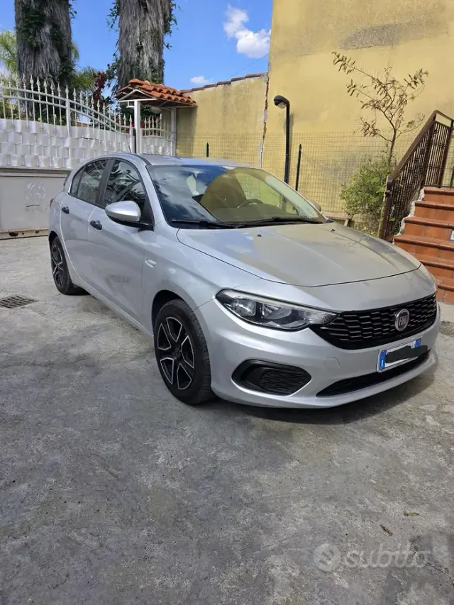 Fiat Tipo (2015-->)