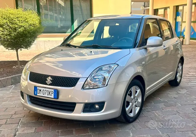 Suzuki Swift (2005-2010)