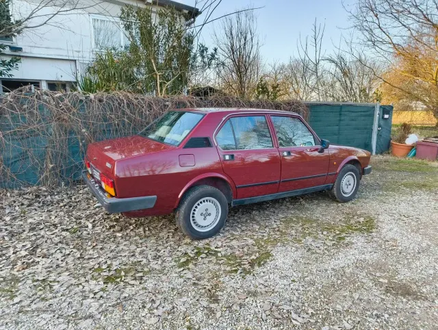 Alfa Romeo Alfetta
