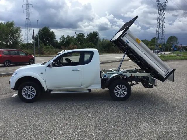 Mitsubishi L200 (2006-2015)