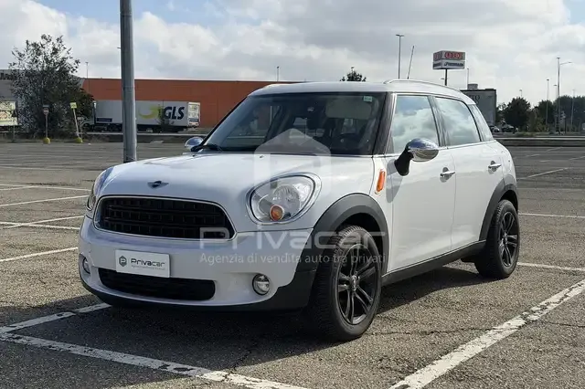 MINI One D Countryman