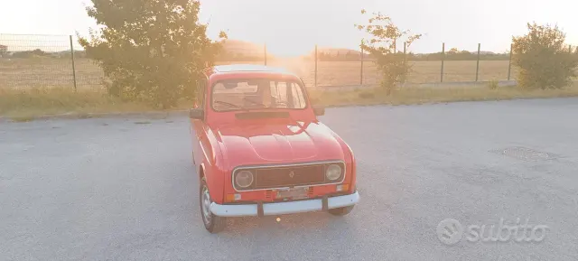 Renault 4
