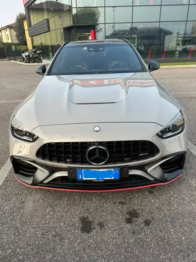 Mercedes-Benz C 63 AMG