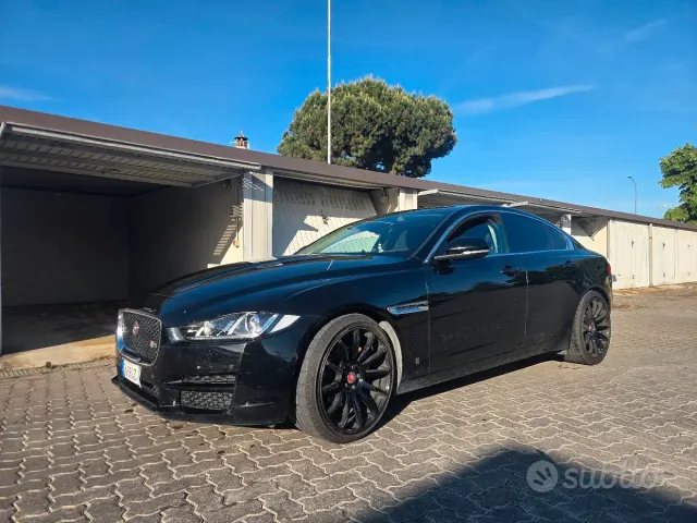 Jaguar XE (X760)