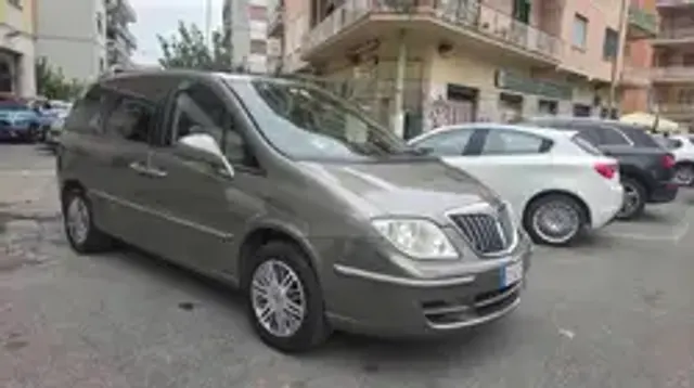 Lancia Phedra