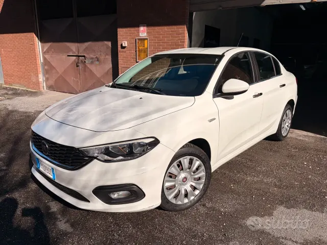 Fiat Tipo (2015-->)
