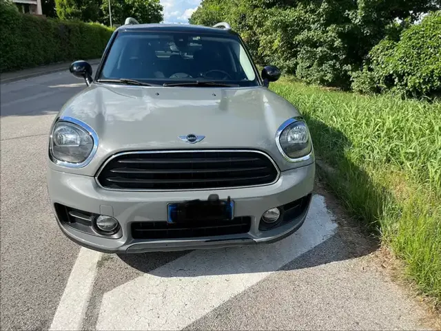 MINI Cooper D Countryman